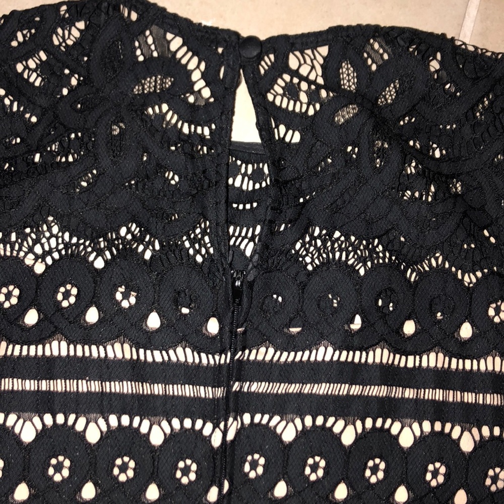 Dress - Picture 5 of 6
